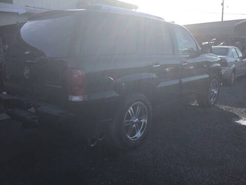 2005 Cadillac Escalade