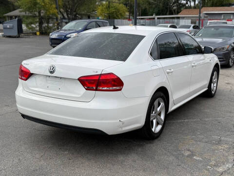 2015 Volkswagen Passat