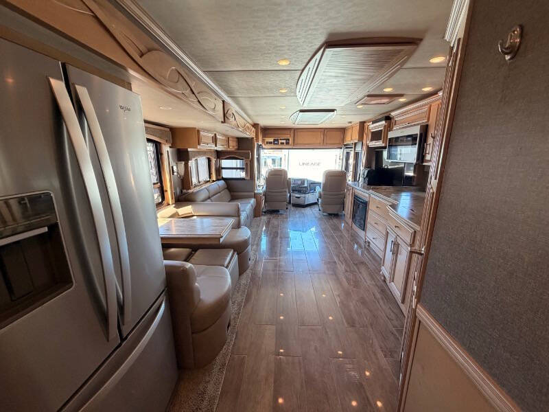 2019 Freightliner XCR Chassis