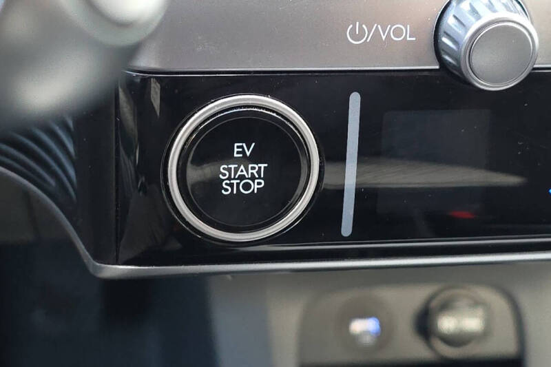 2023 Hyundai Ioniq 5 SE