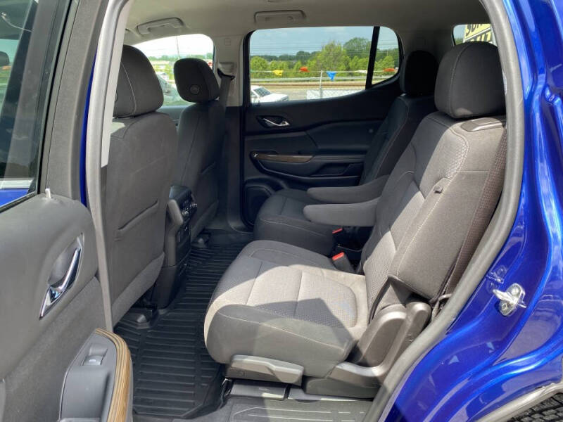 2023 GMC Acadia SLE
