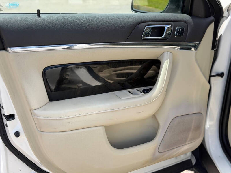 2013 Lincoln MKS