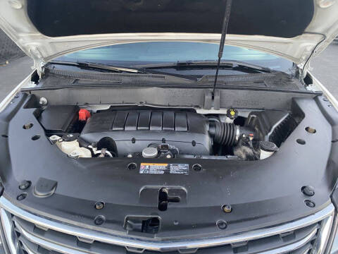 2017 Chevrolet Traverse LT