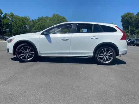 2016 Volvo V60 Cross Country for sale at Beckham's Used Cars in Milledgeville GA