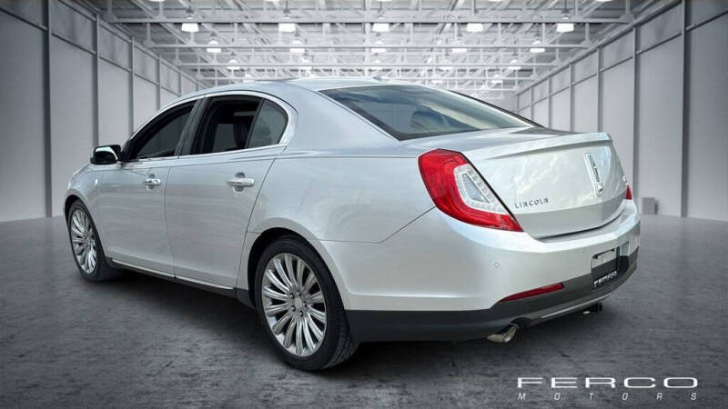 2014 Lincoln MKS