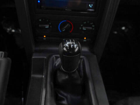2007 Ford Mustang V6 Deluxe