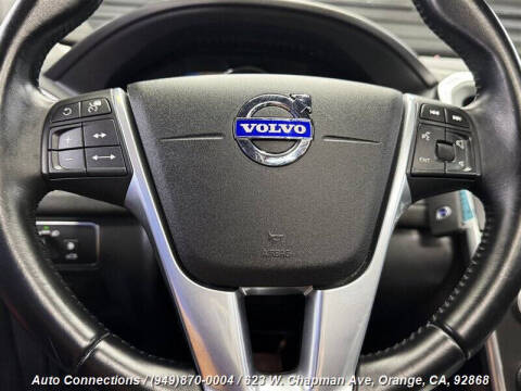 2015 Volvo XC60 T5 Drive-E Platinum