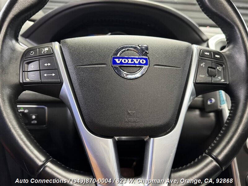 2015 Volvo XC60 T5 Drive-E Platinum