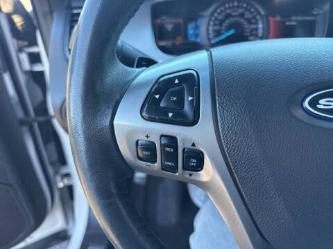 2017 Ford Taurus SHO