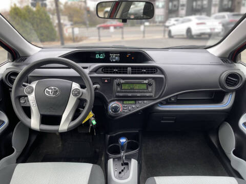 2013 Toyota Prius c One