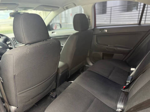 2017 Mitsubishi Lancer LE