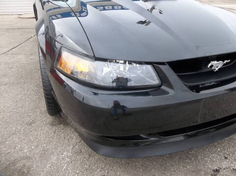 2004 Ford Mustang Mach 1 Premium