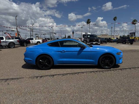 2022 Ford Mustang EcoBoost