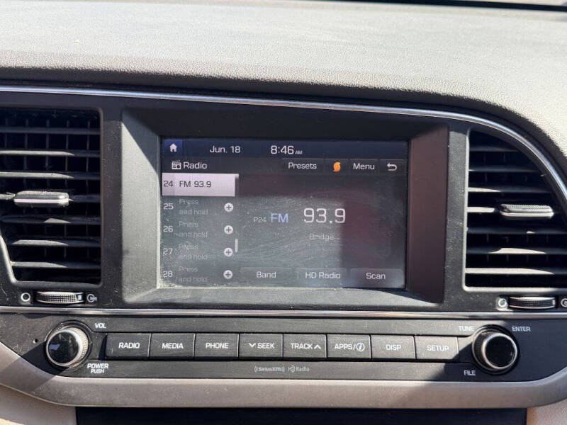 2018 Hyundai Elantra