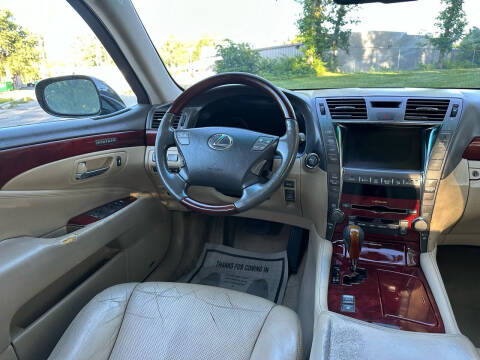 2007 Lexus LS 460