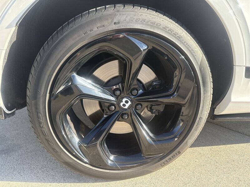 2024 Bentley Bentayga S V8