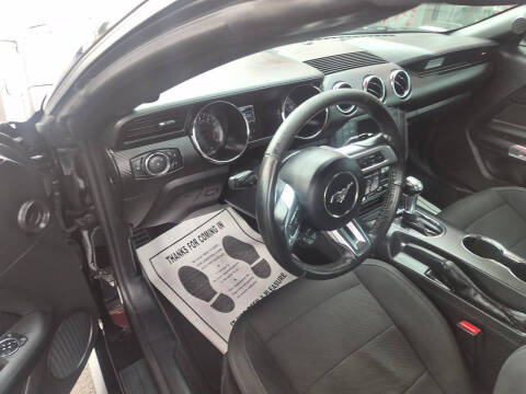 2016 Ford Mustang V6