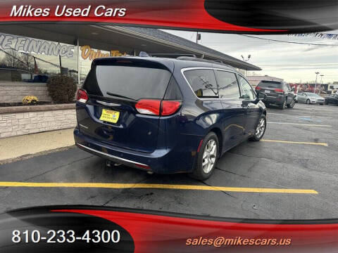 2018 Chrysler Pacifica Touring Plus