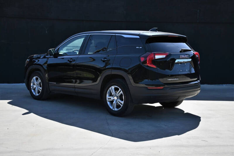 2024 GMC Terrain SLE