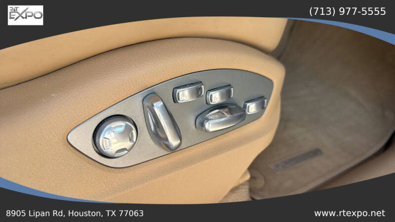 2015 Porsche Macan Turbo