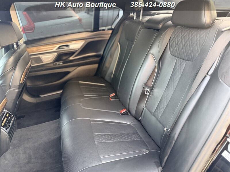 2017 BMW 7 Series 740i