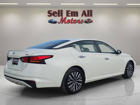 2024 Nissan Altima 2.5 SV