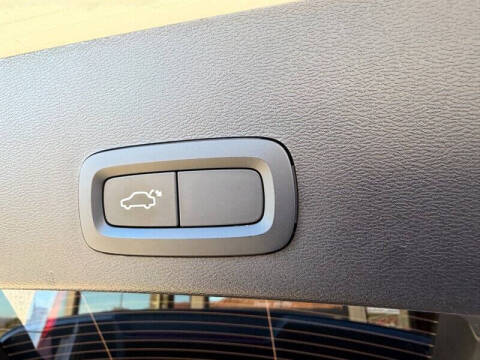 2022 Volvo XC40 Recharge Twin Core