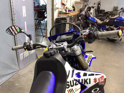 2024 Suzuki DR-Z400SM