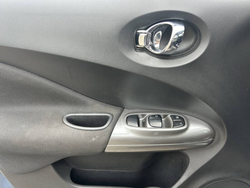 2011 Nissan JUKE SL