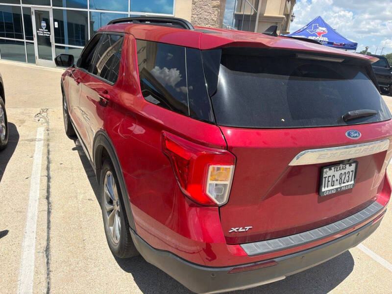 2023 Ford Explorer XLT