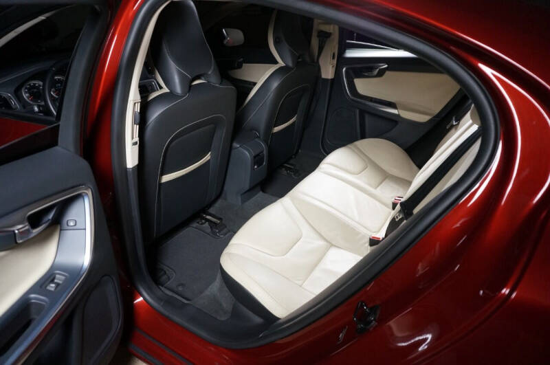 2013 Volvo S60 T5 Premier Plus