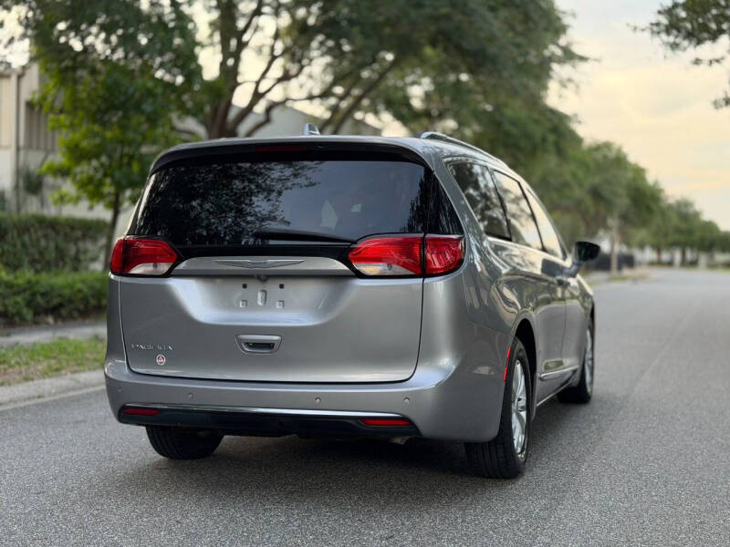 2018 Chrysler Pacifica Touring L