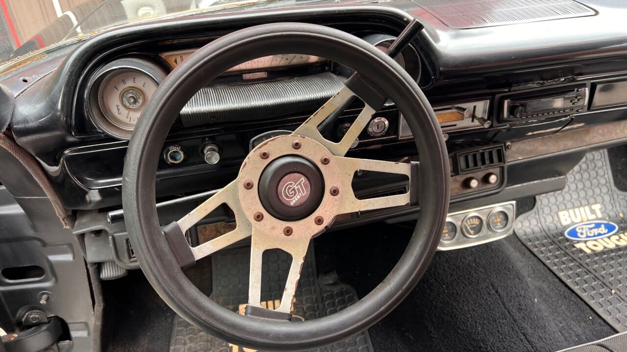 1964 Ford Custom 22