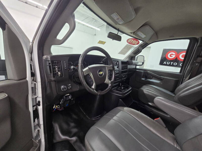 2019 Chevrolet Express 2500