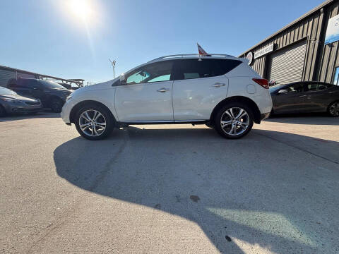 2011 Nissan Murano LE