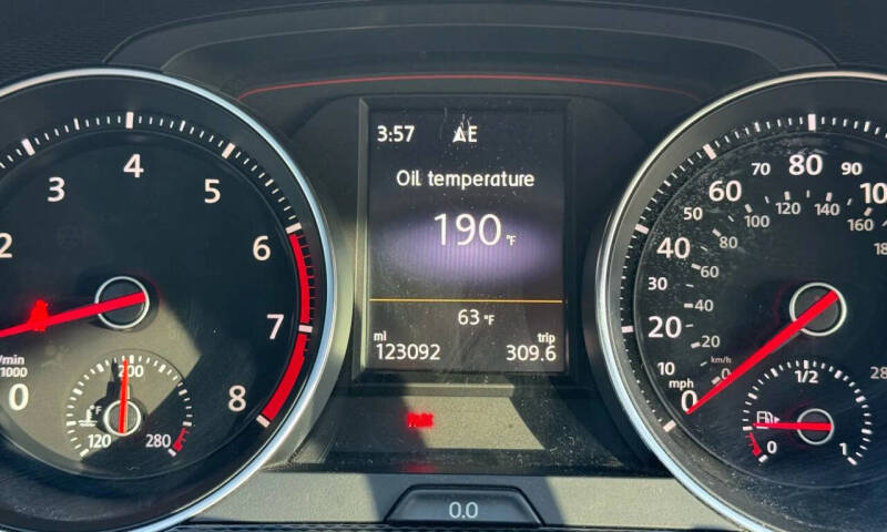 2016 Volkswagen Golf GTI