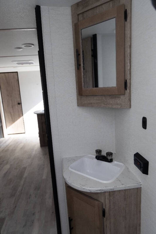 2025 Gulfstream 269BH