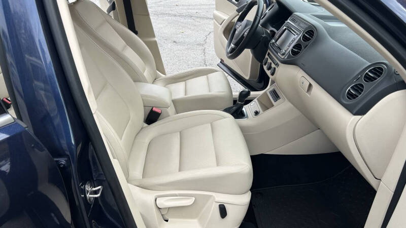 2014 Volkswagen Tiguan S 4Motion