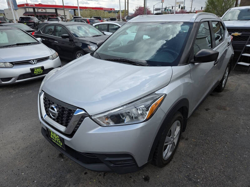 2019 Nissan Kicks S