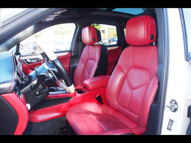 2018 Porsche Macan S