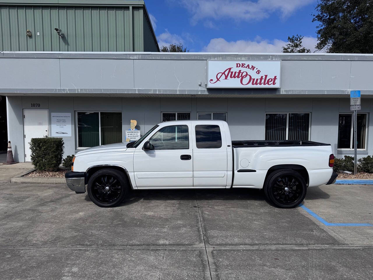 2005 Chevrolet Silverado 1500 for sale at Deans Auto Outlet in Ormond Beach, FL