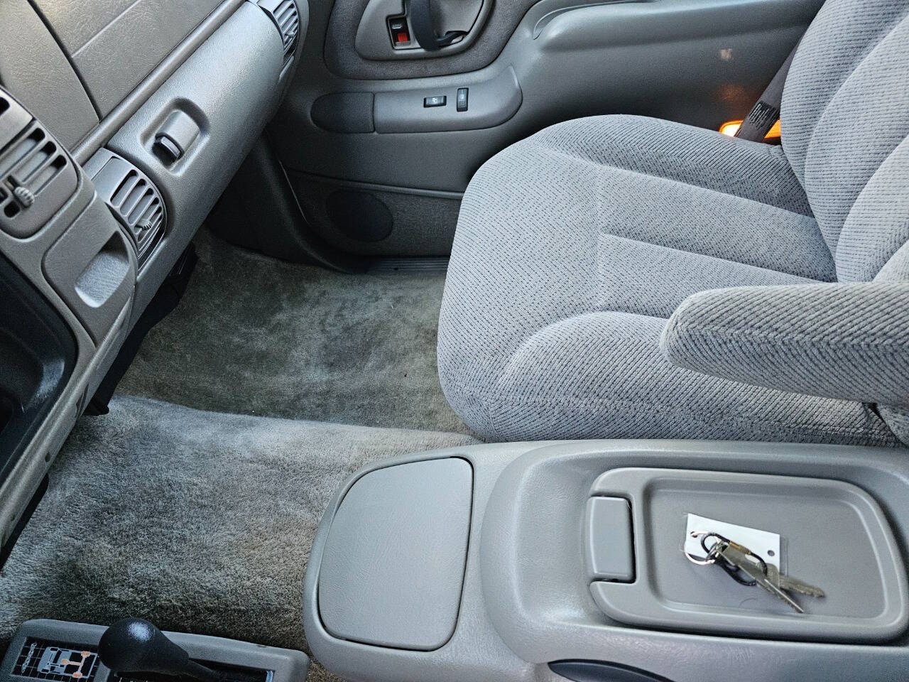 1998 Chevrolet Tahoe 30
