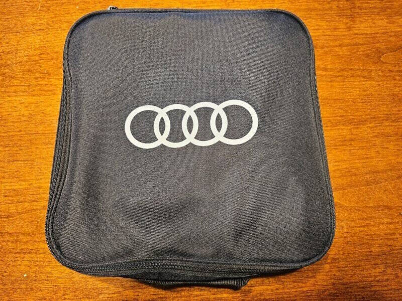 2024 Audi Q8 e-tron quattro Premium Plus