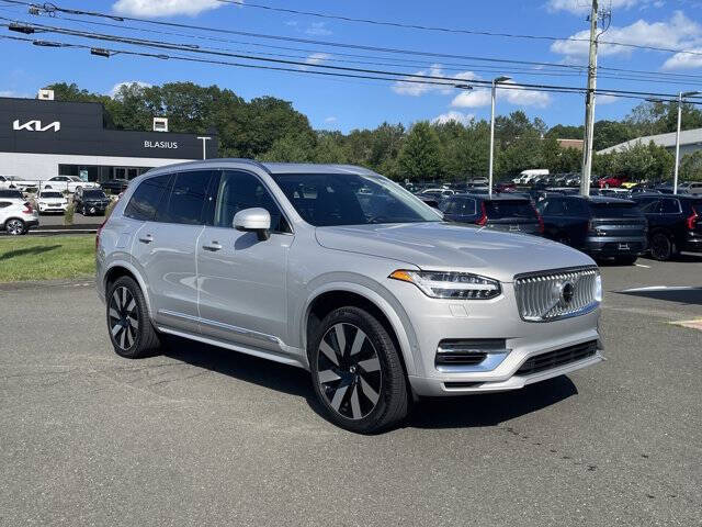 2024 Volvo XC90 Recharge T8 Plus Bright Theme 7P