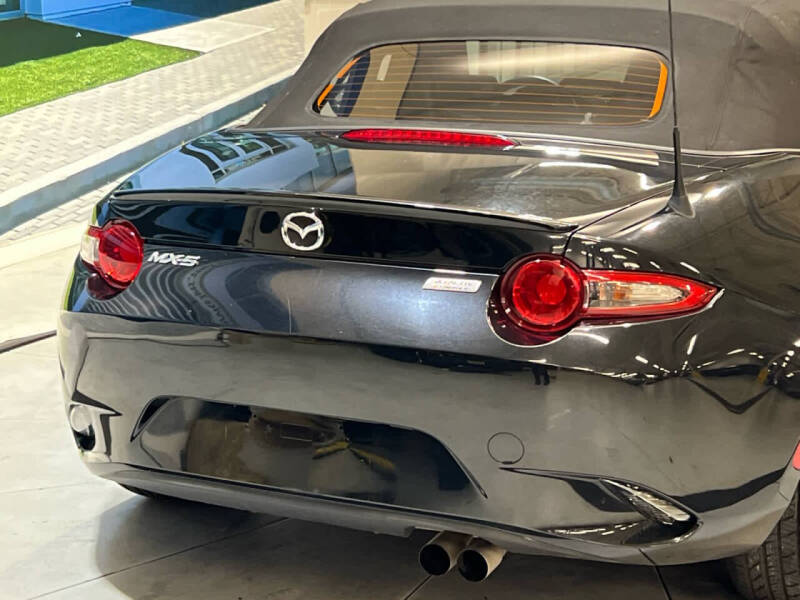 2016 Mazda MX-5 Miata Sport