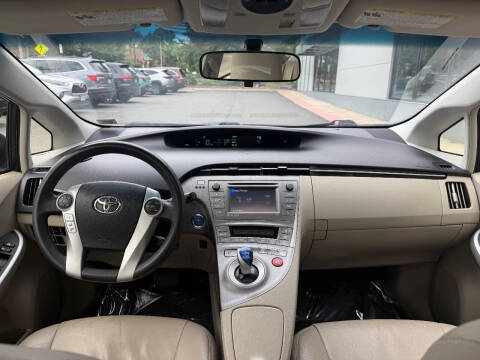 2012 Toyota Prius Three