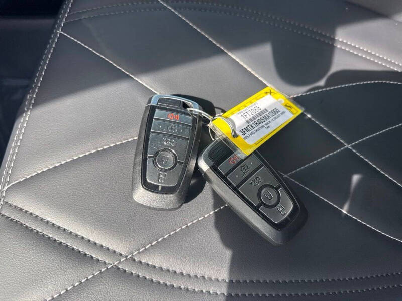 2025 Ford Mustang Mach-E Select
