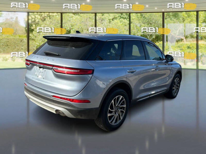 2022 Lincoln Corsair Standard