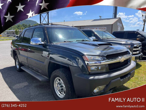 2005 Chevrolet Avalanche for sale at FAMILY AUTO II in Pounding Mill VA