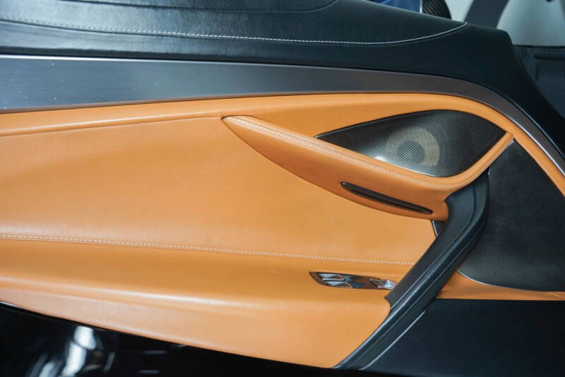 2020 McLaren 720S Spider Luxury